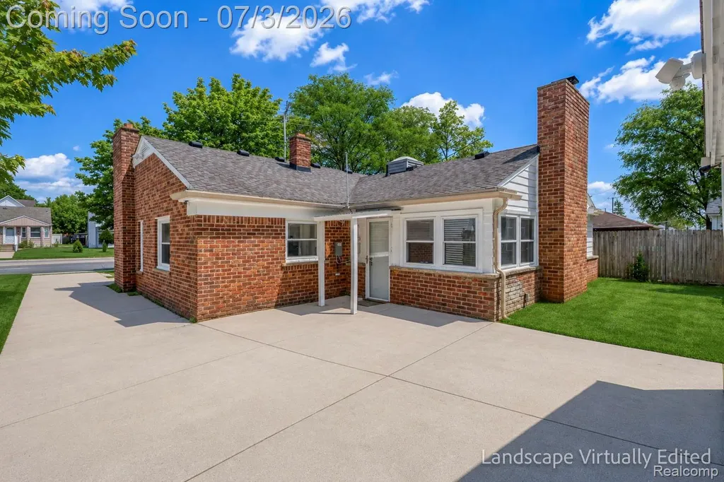 4335 W 14 Mile Road Royal Oak City MI 48073