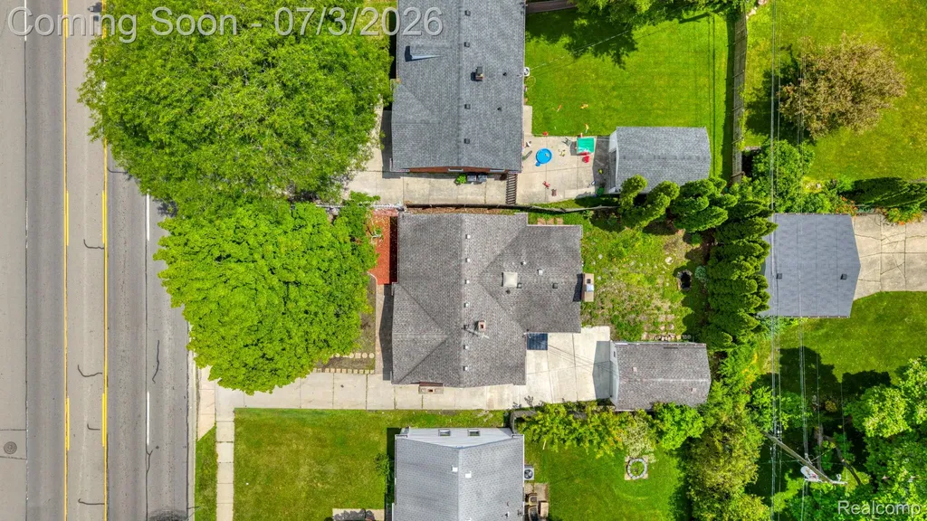 4335 W 14 Mile Road Royal Oak City MI 48073