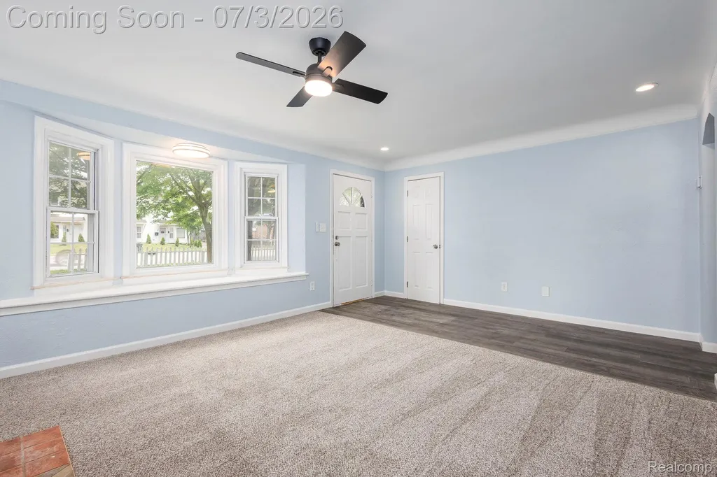 4335 W 14 Mile Road Royal Oak City MI 48073
