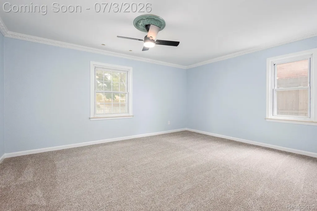 4335 W 14 Mile Road Royal Oak City MI 48073
