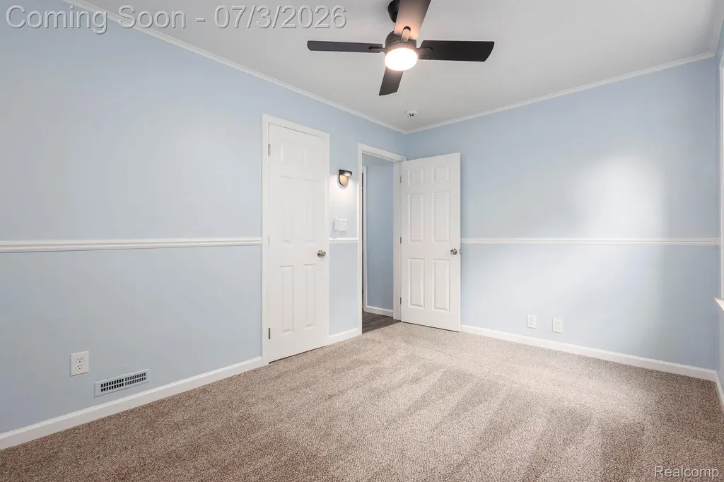 4335 W 14 Mile Road Royal Oak City MI 48073