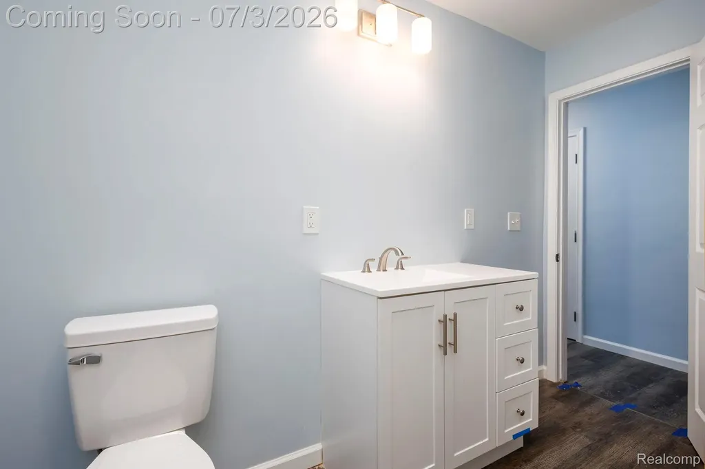 4335 W 14 Mile Road Royal Oak City MI 48073