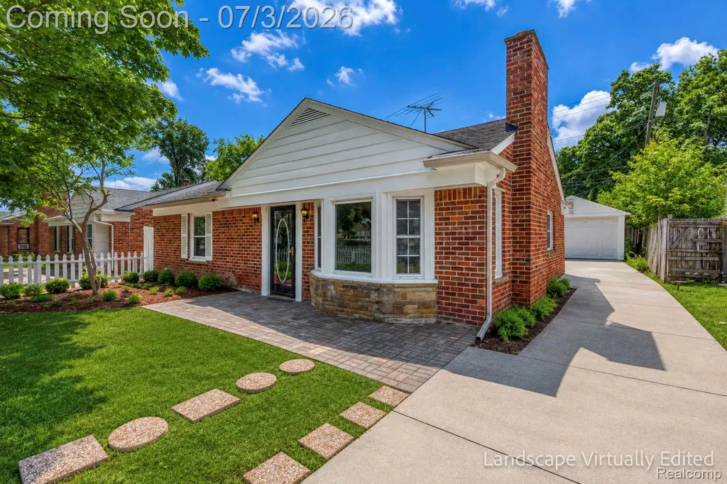 4335 W 14 Mile Road Royal Oak City MI 48073