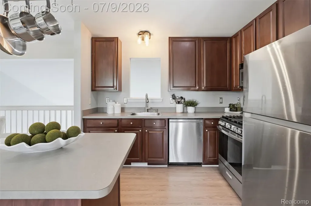 239 Andover Woods Drive Fenton City MI 48430
