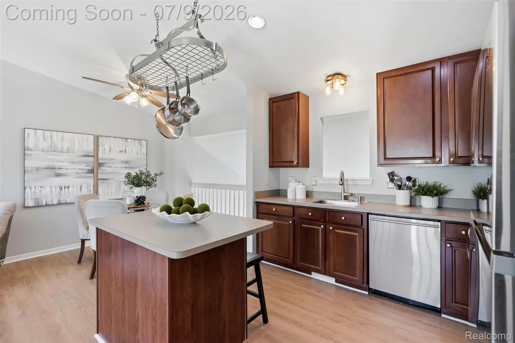 239 Andover Woods Drive Fenton City MI 48430