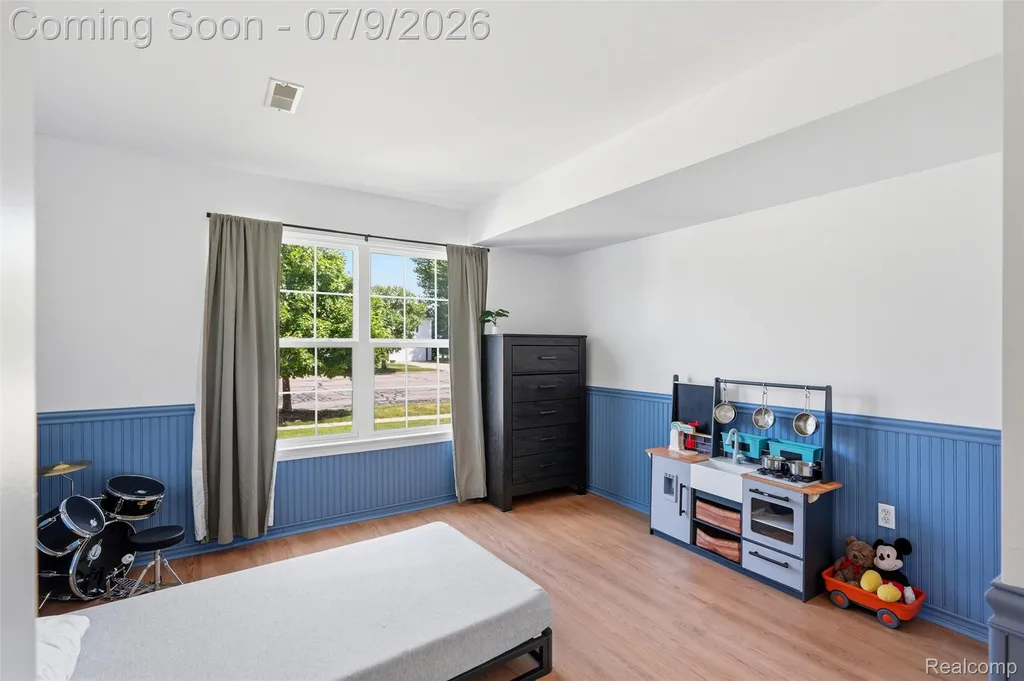 239 Andover Woods Drive Fenton City MI 48430