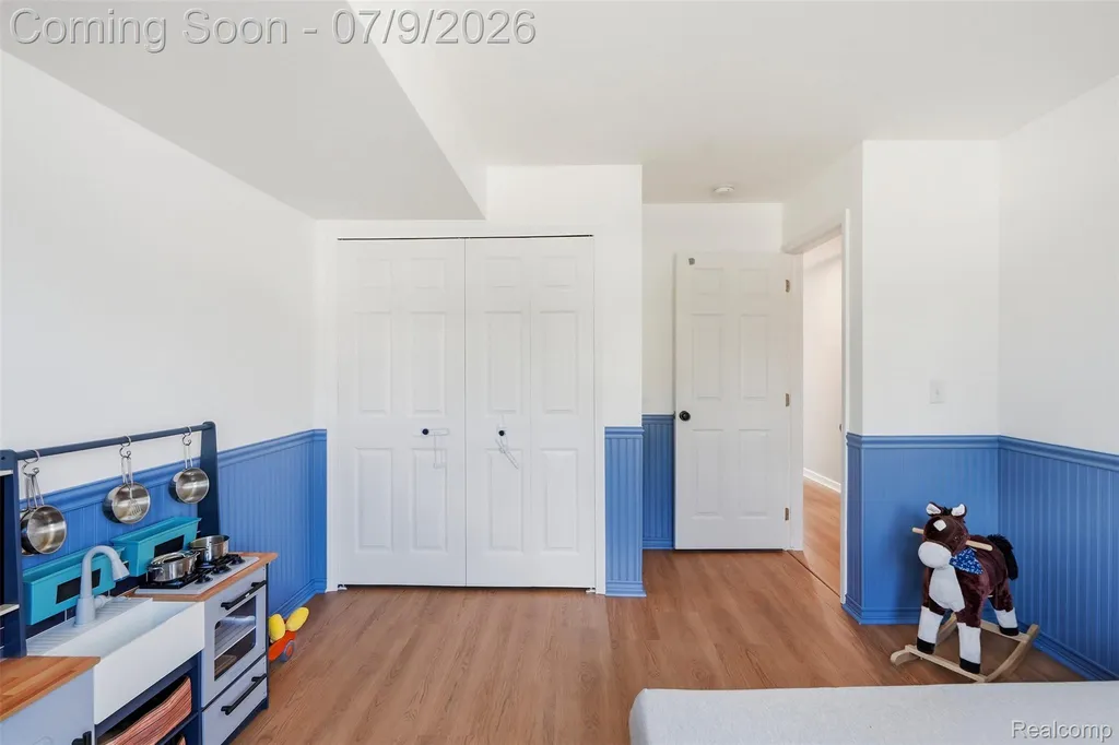 239 Andover Woods Drive Fenton City MI 48430