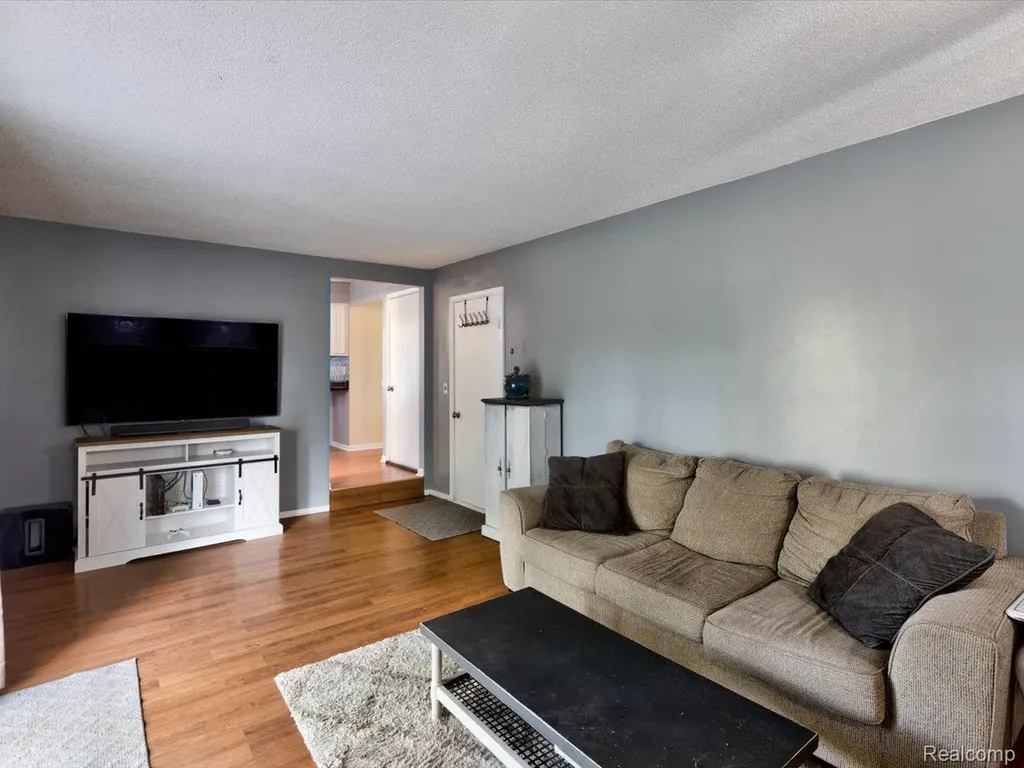 311 Collard Drive Marysville City MI 48040