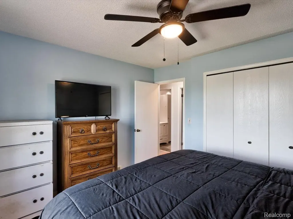 311 Collard Drive Marysville City MI 48040