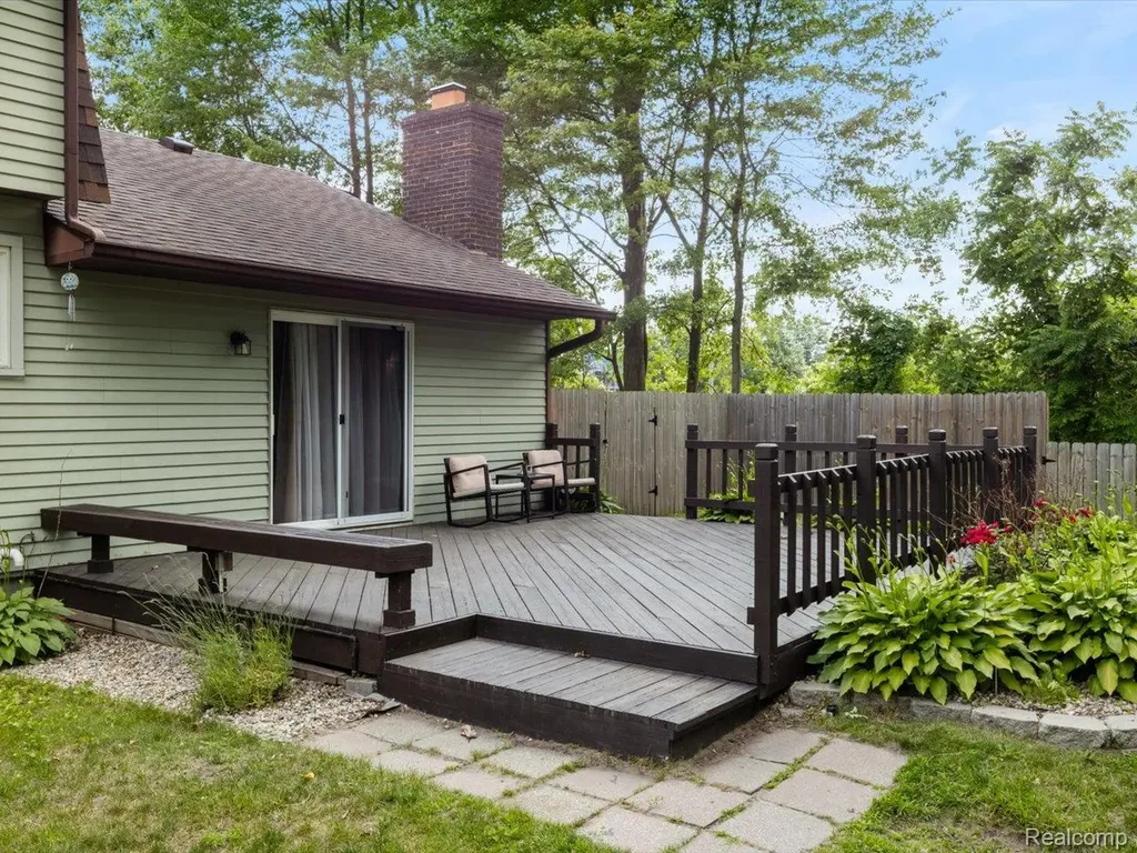 311 Collard Drive Marysville City MI 48040