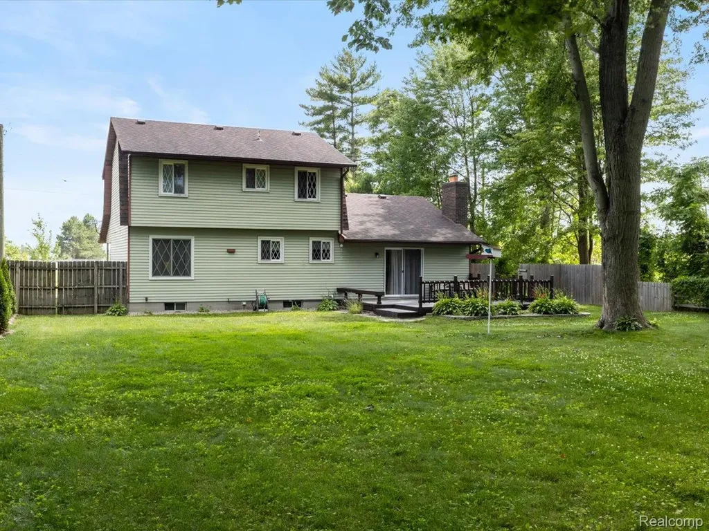 311 Collard Drive Marysville City MI 48040
