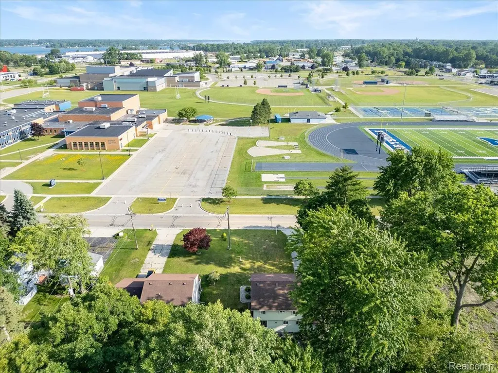 311 Collard Drive Marysville City MI 48040