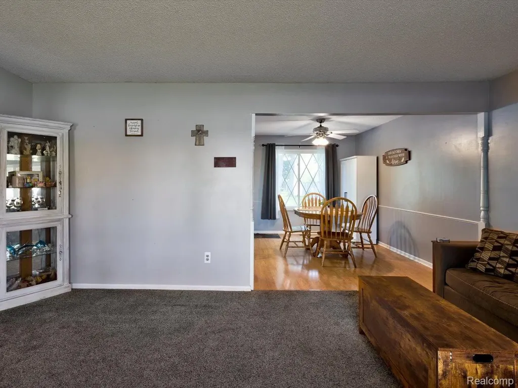 311 Collard Drive Marysville City MI 48040