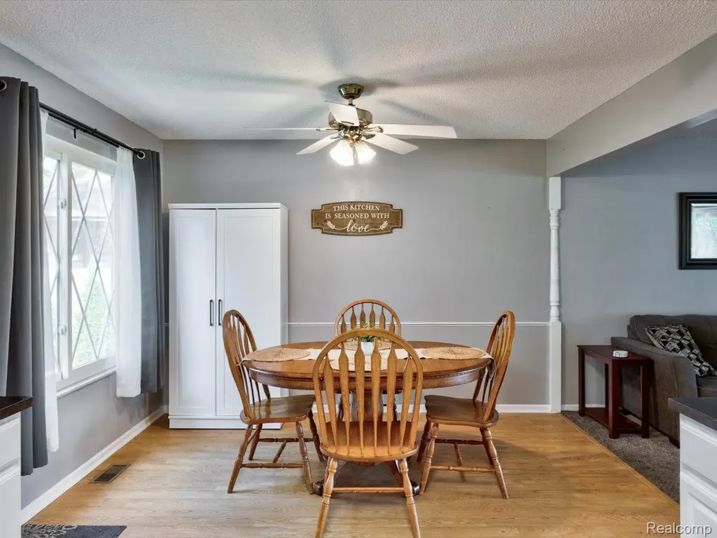311 Collard Drive Marysville City MI 48040