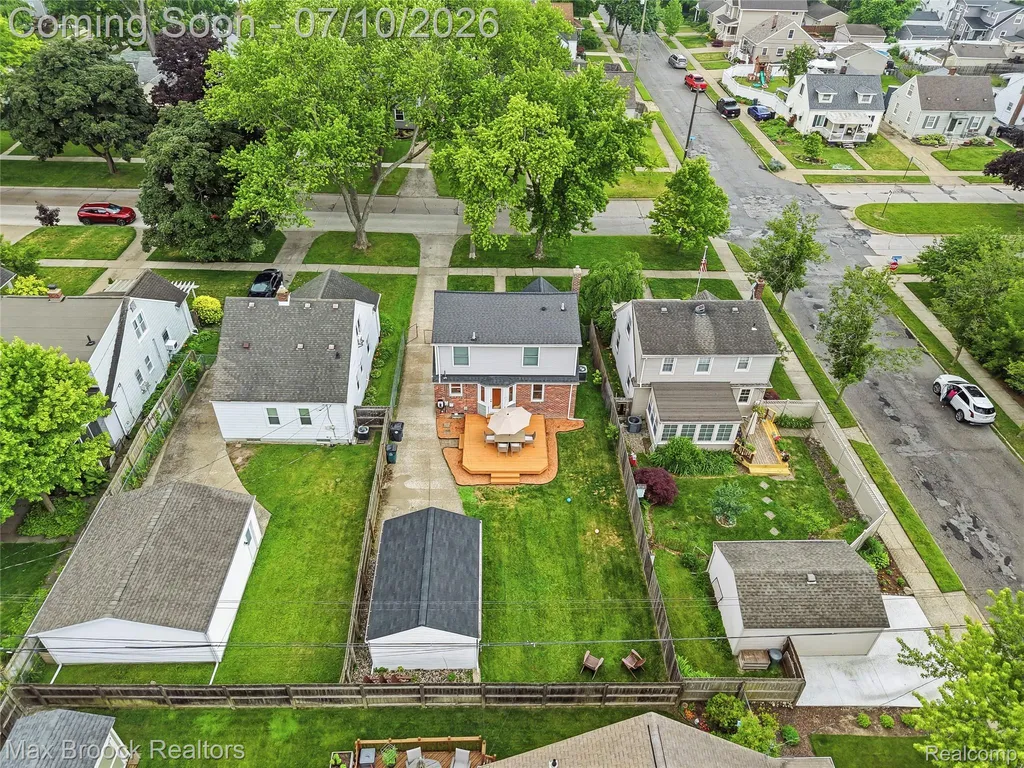2370 Mortenson Boulevard Berkley City MI 48072