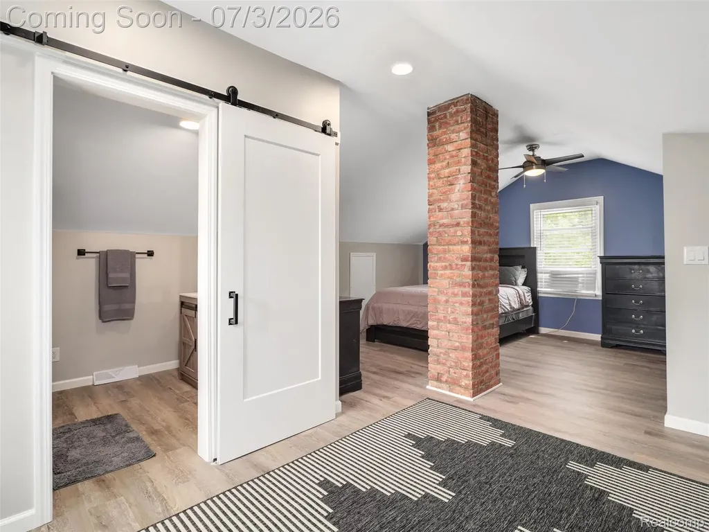 2798 Royal Avenue Berkley City MI 48072
