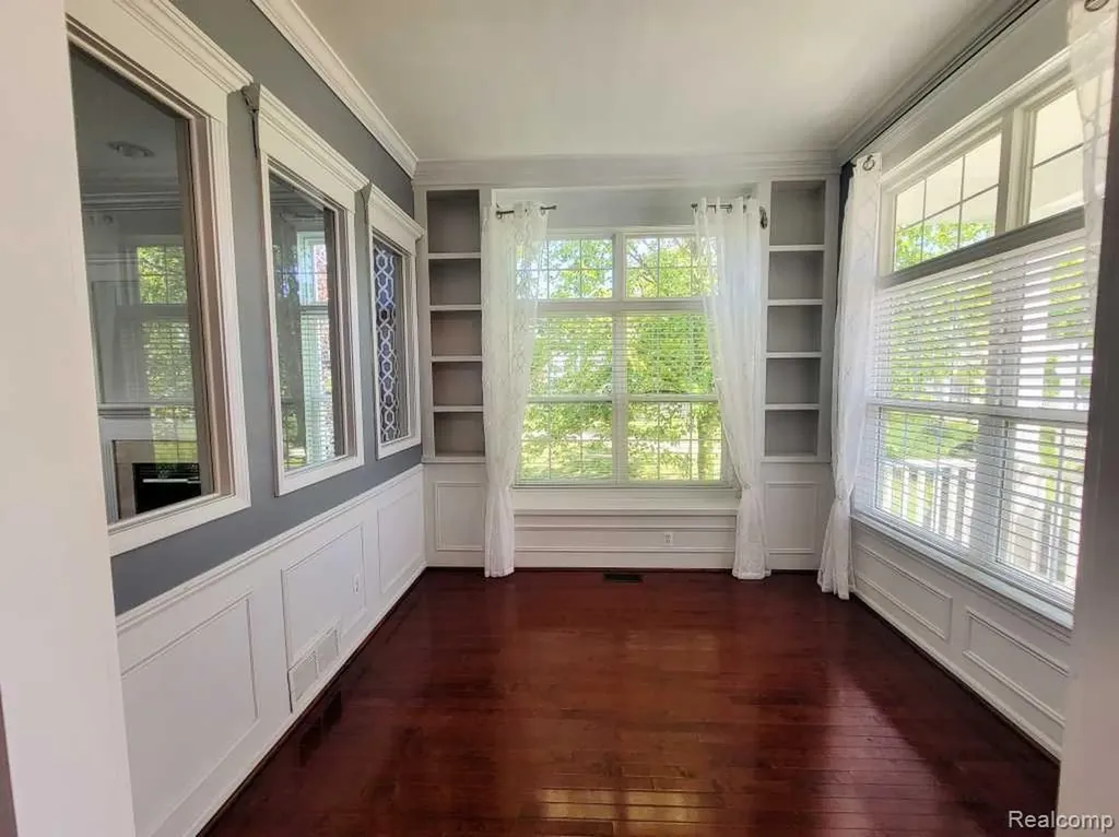 124 Champlain Boulevard Marion Township MI 48843