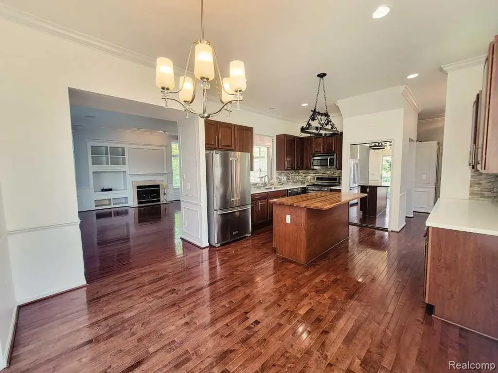 124 Champlain Boulevard Marion Township MI 48843