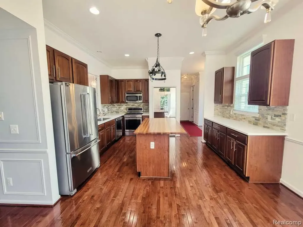 124 Champlain Boulevard Marion Township MI 48843