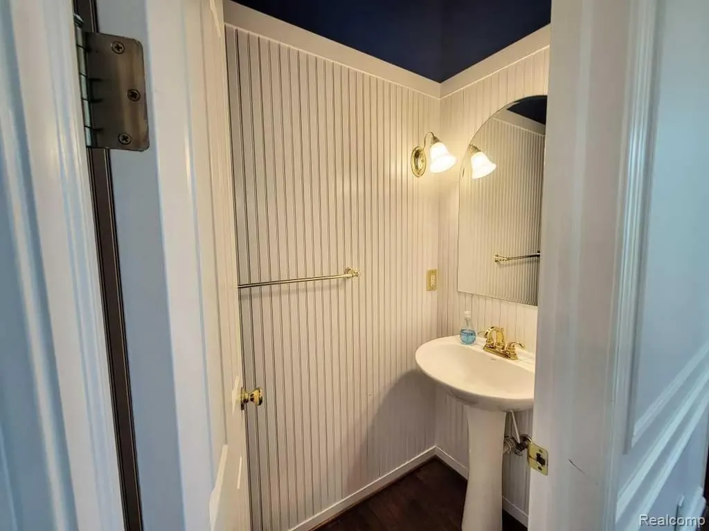 124 Champlain Boulevard Marion Township MI 48843