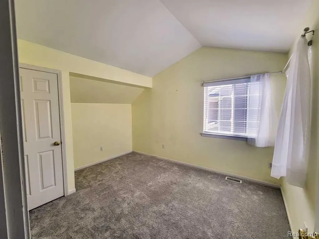 124 Champlain Boulevard Marion Township MI 48843
