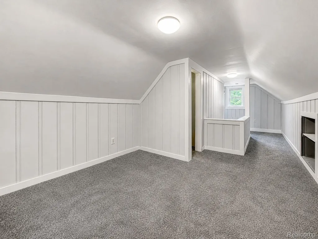 27860 Blum Street Roseville City MI 48066