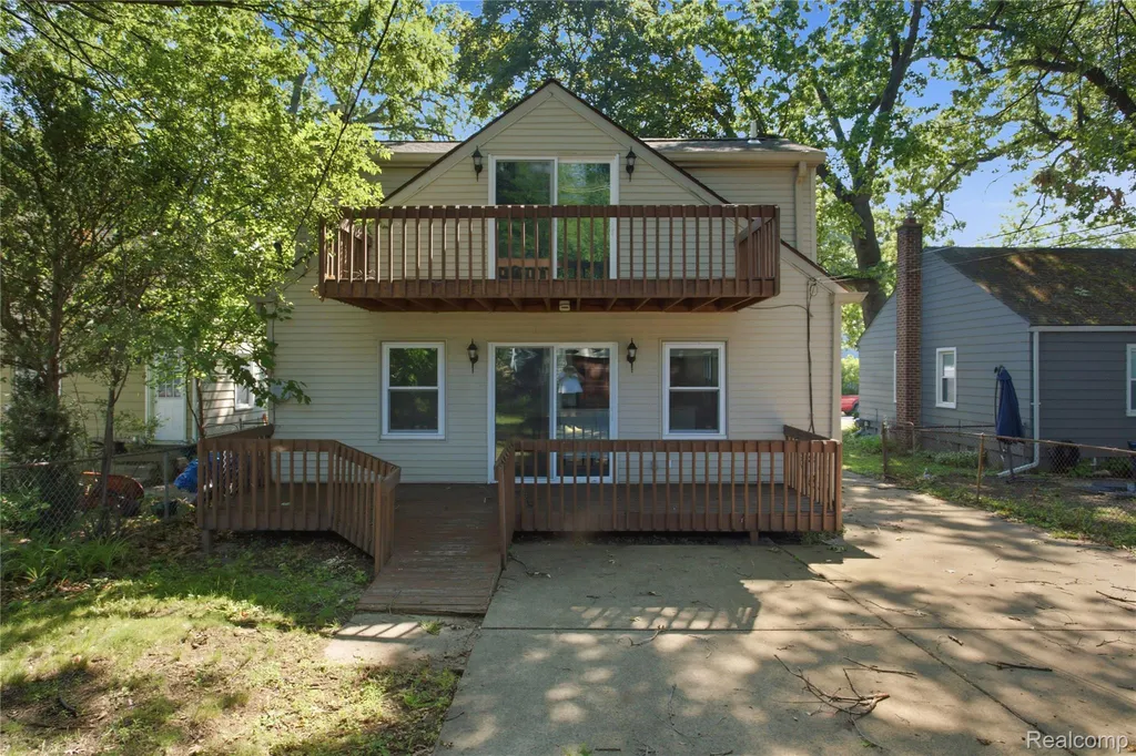 1408 Mohawk Avenue Royal Oak City MI 48067