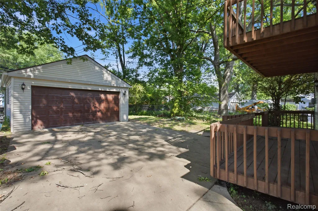 1408 Mohawk Avenue Royal Oak City MI 48067