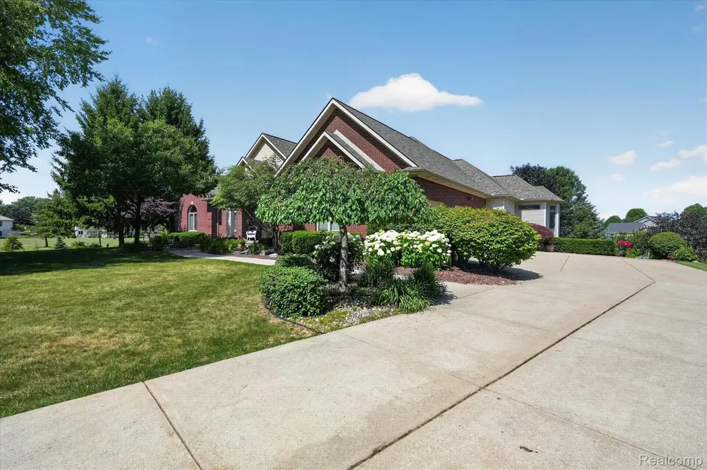 2212 Lily Court Davison Township MI 48423