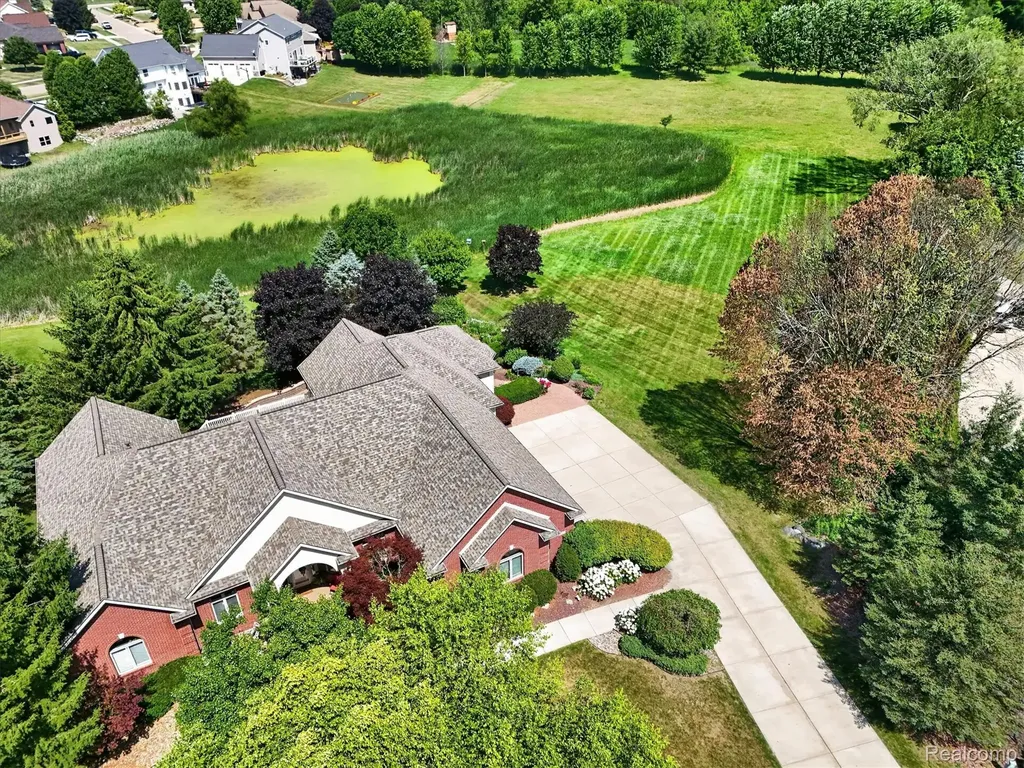 2212 Lily Court Davison Township MI 48423