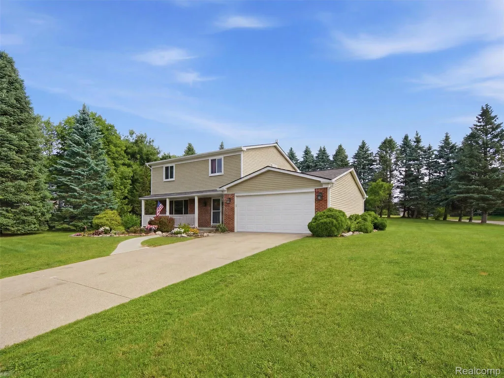 4040 Taggett Lake Drive Highland Charter Township MI 48357