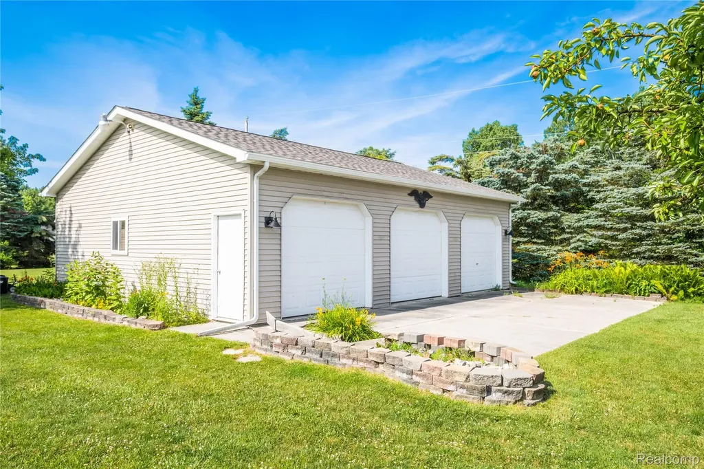 9600 Hamill Road Otisville Village MI 48463