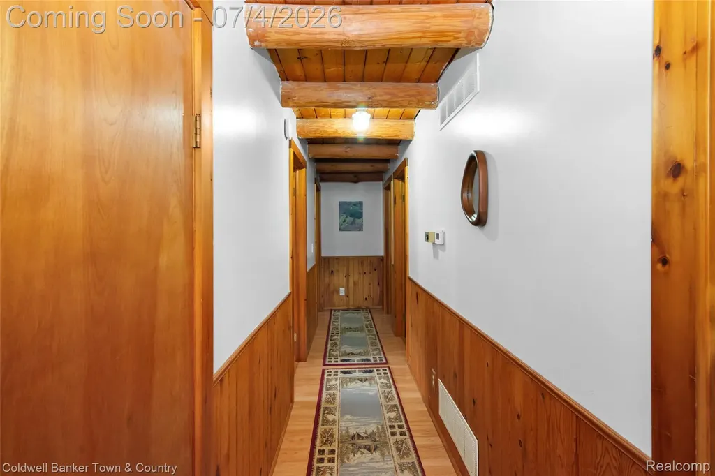 7335 Richardson Road Hamburg Township MI 48843