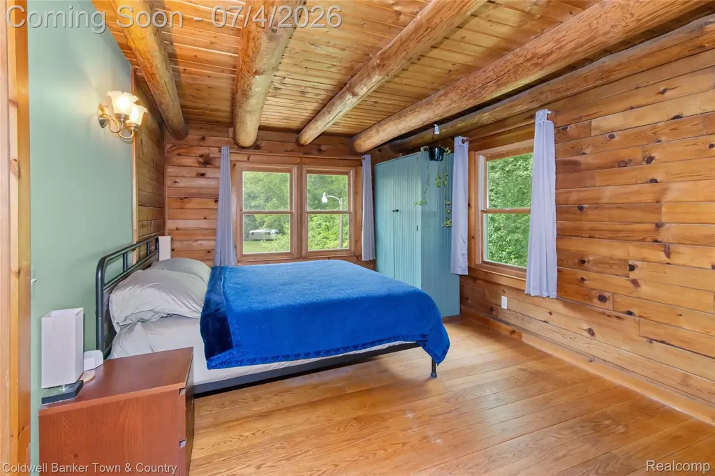 7335 Richardson Road Hamburg Township MI 48843
