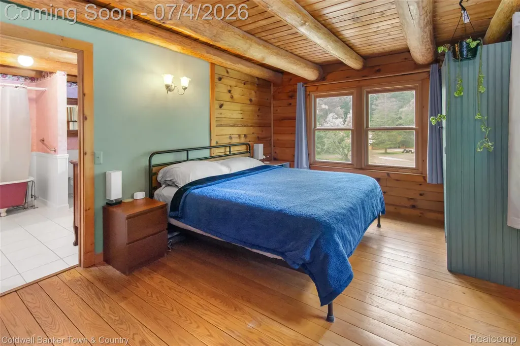 7335 Richardson Road Hamburg Township MI 48843