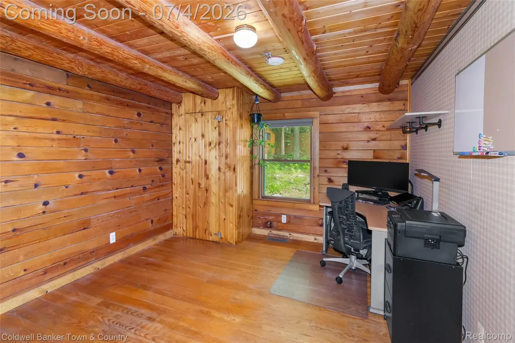 7335 Richardson Road Hamburg Township MI 48843