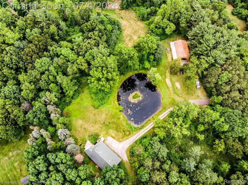 7335 Richardson Road Hamburg Township MI 48843