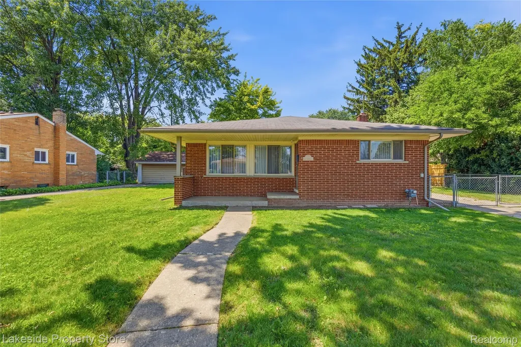 35313 Weideman Street Clinton Charter Township MI 48035