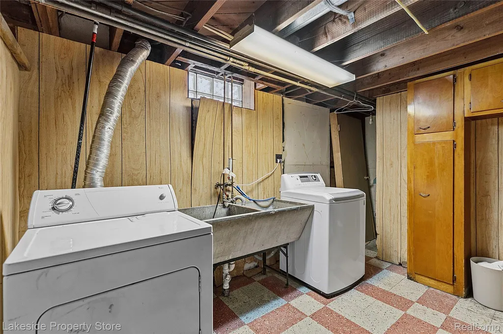 35313 Weideman Street Clinton Charter Township MI 48035