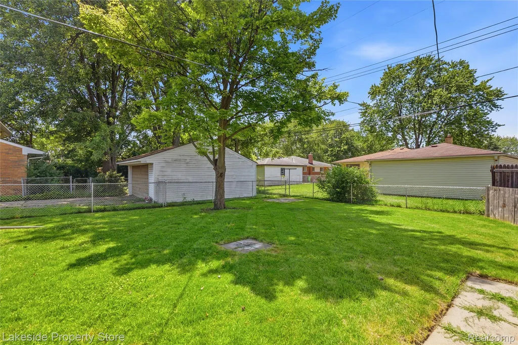 35313 Weideman Street Clinton Charter Township MI 48035