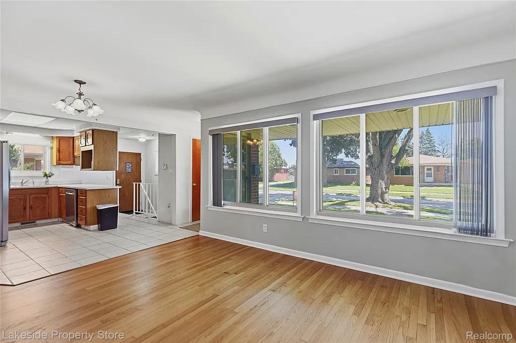 35313 Weideman Street Clinton Charter Township MI 48035