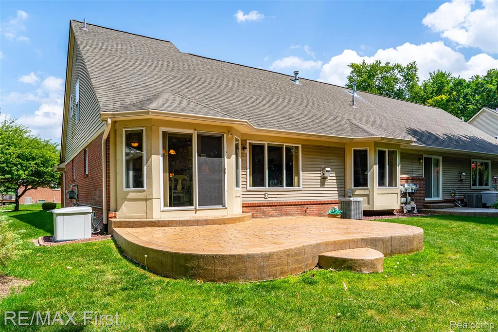 5503 Ortman Drive Sterling Heights City MI 48314