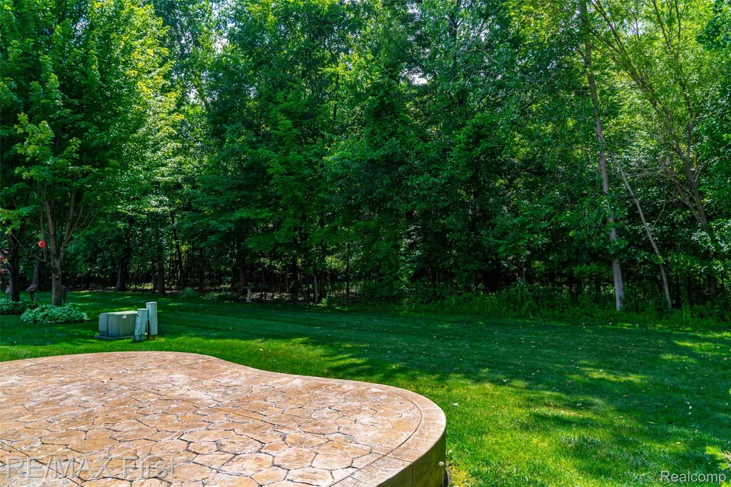 5503 Ortman Drive Sterling Heights City MI 48314