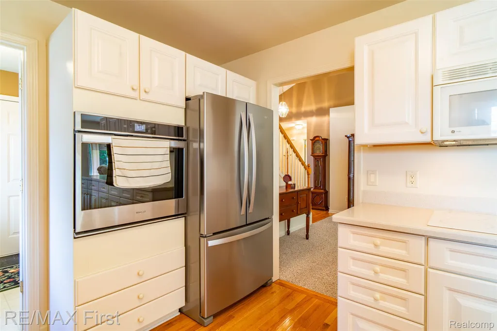 5503 Ortman Drive Sterling Heights City MI 48314