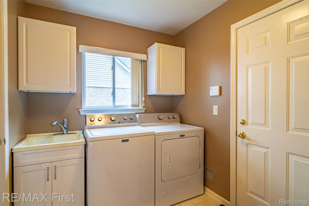 5503 Ortman Drive Sterling Heights City MI 48314