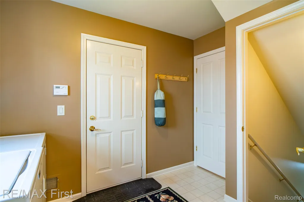5503 Ortman Drive Sterling Heights City MI 48314