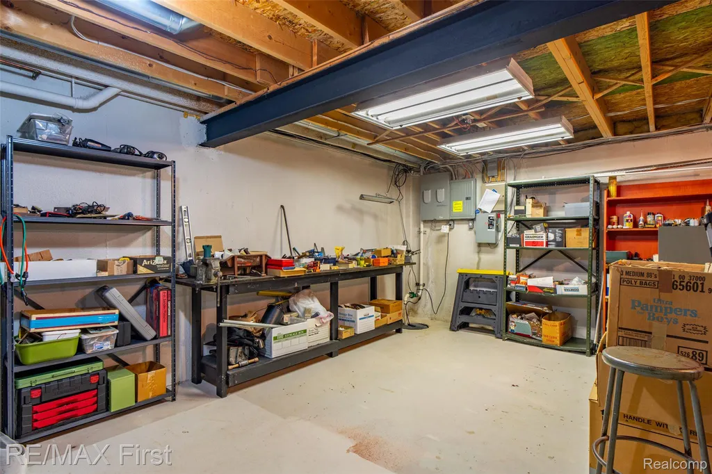 5503 Ortman Drive Sterling Heights City MI 48314