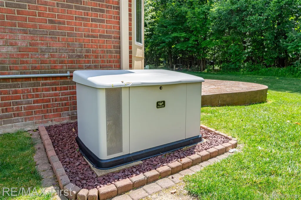 5503 Ortman Drive Sterling Heights City MI 48314
