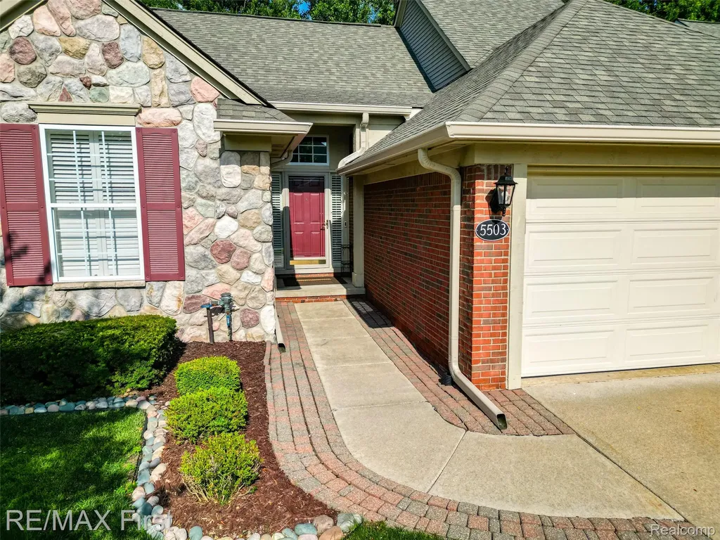5503 Ortman Drive Sterling Heights City MI 48314