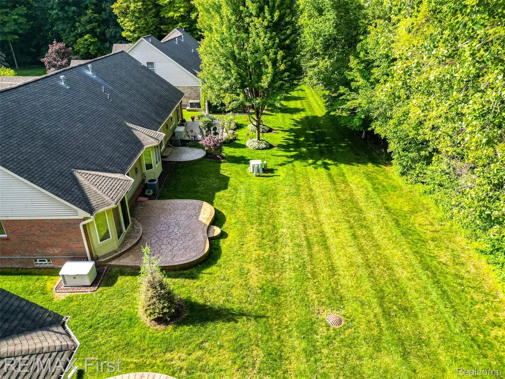 5503 Ortman Drive Sterling Heights City MI 48314